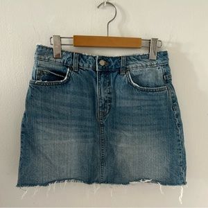 ZARA - Women’s Denim Skirt - Small